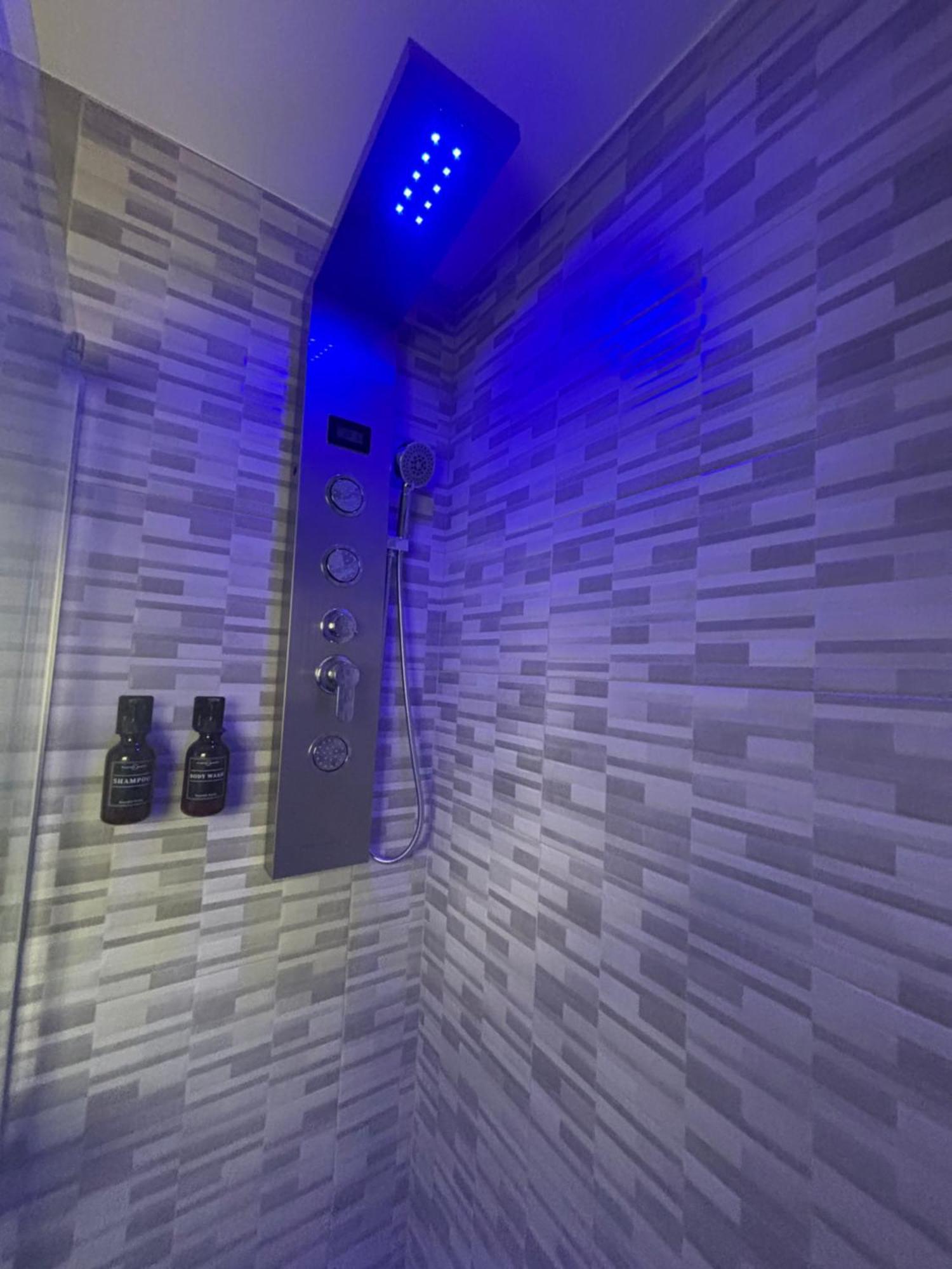 Hostal Los Mellizos 콘일데라프론테라 외부 사진