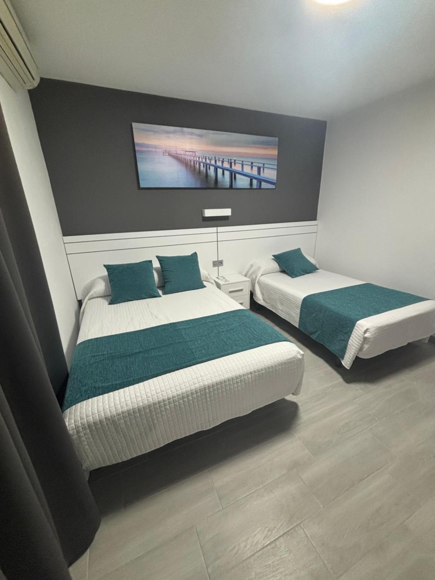 Hostal Los Mellizos 콘일데라프론테라 외부 사진