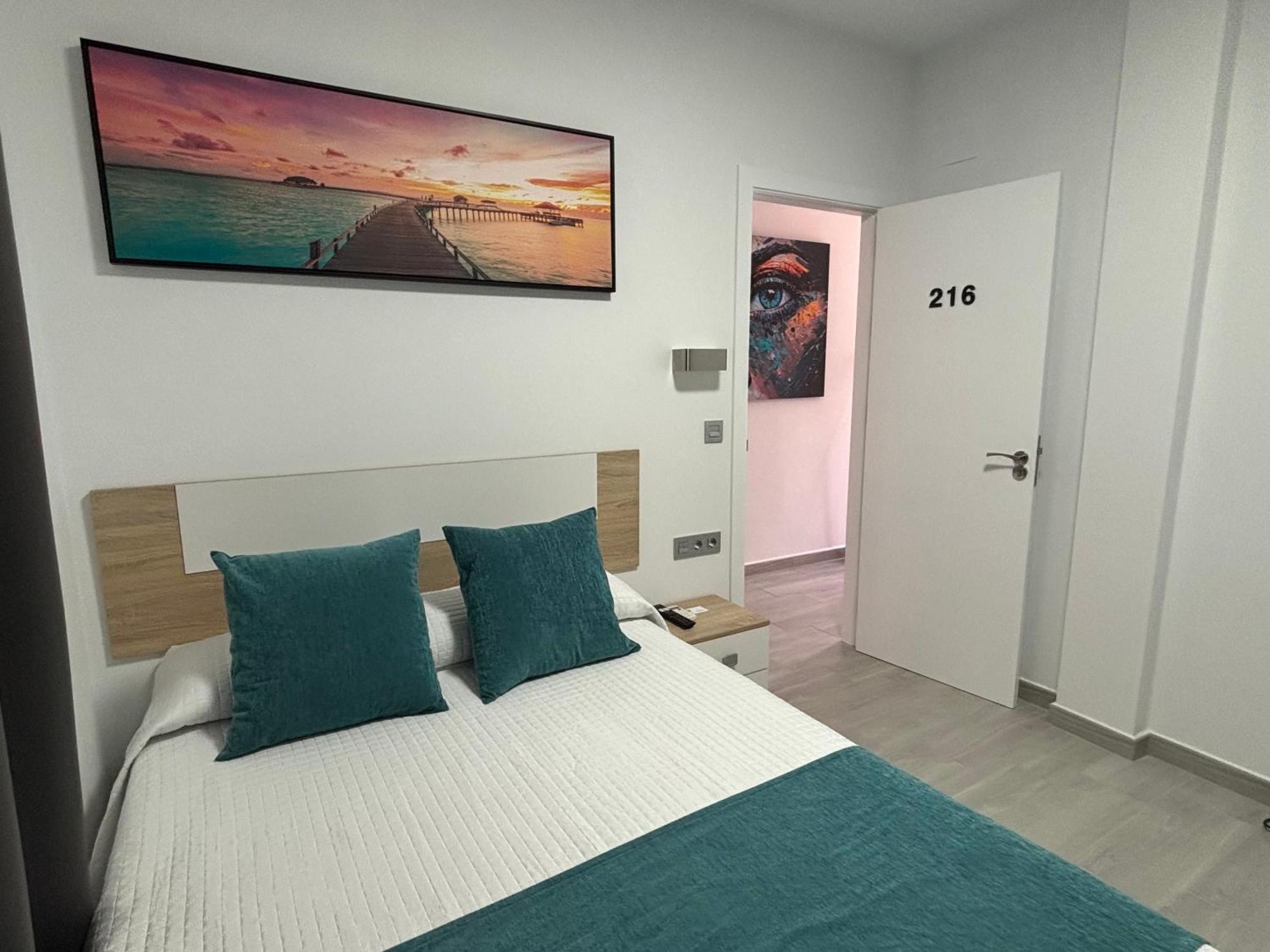 Hostal Los Mellizos 콘일데라프론테라 외부 사진