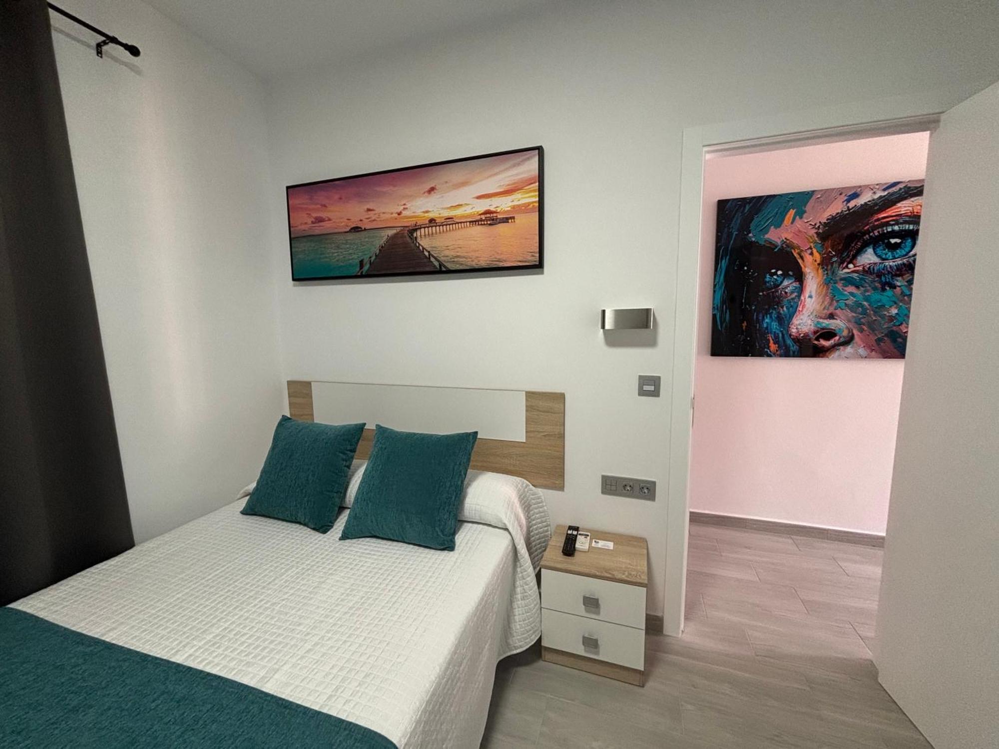 Hostal Los Mellizos 콘일데라프론테라 외부 사진