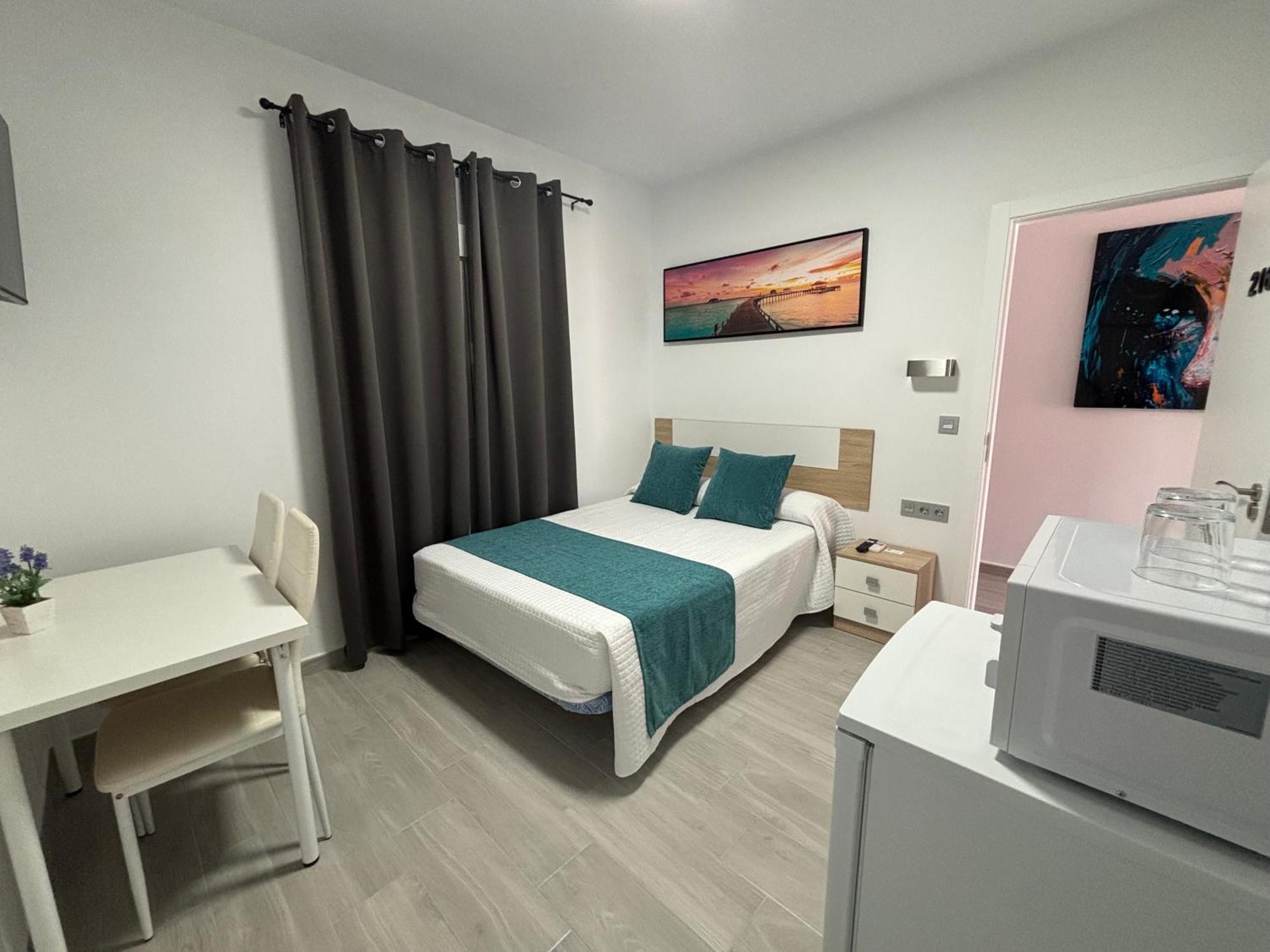 Hostal Los Mellizos 콘일데라프론테라 외부 사진