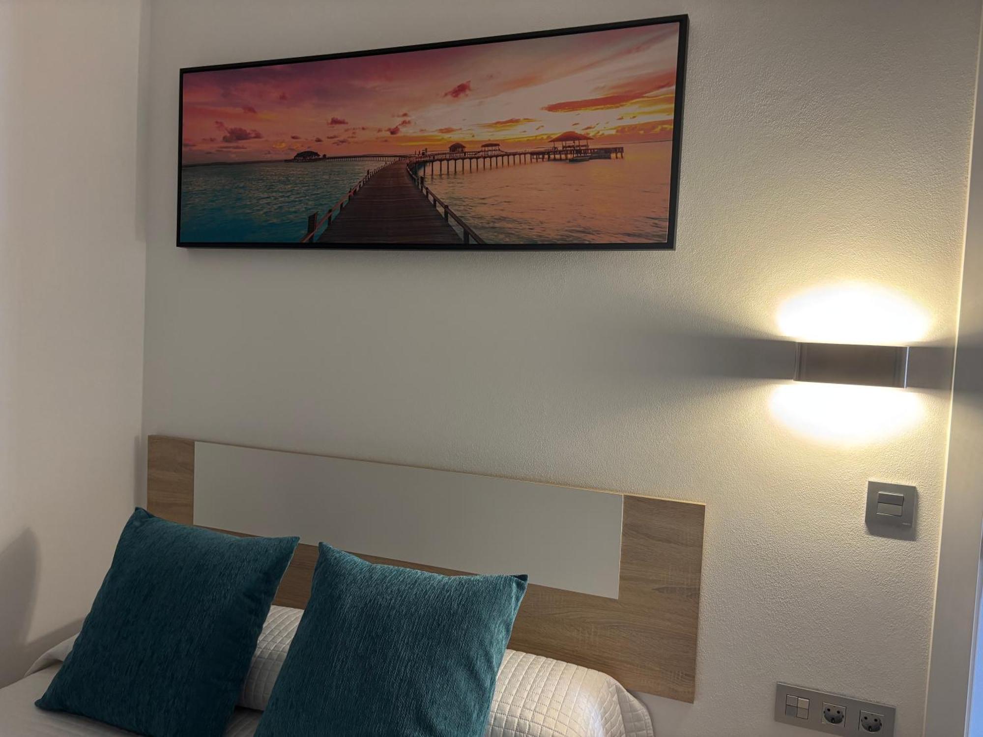 Hostal Los Mellizos 콘일데라프론테라 외부 사진